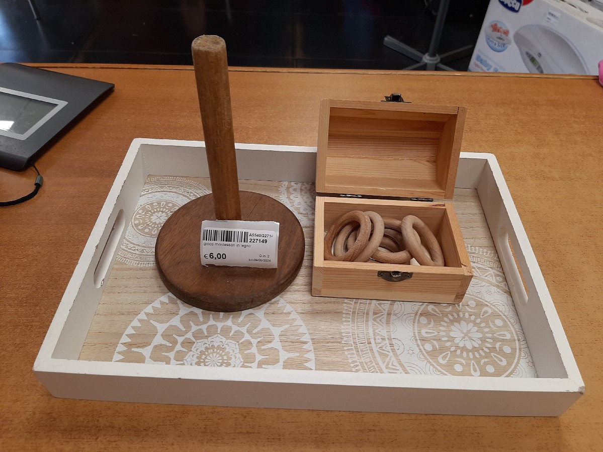gioco montessori in legno
