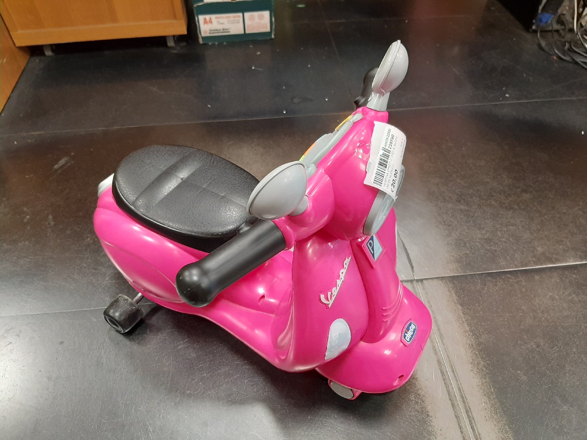 VESPINA CHICCO LUCI E SUONI (40,00 NUOVO)